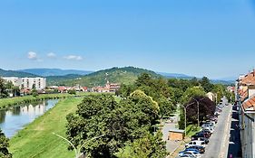 Завжди світло та вода! Wonderful Panoramic View Apartment